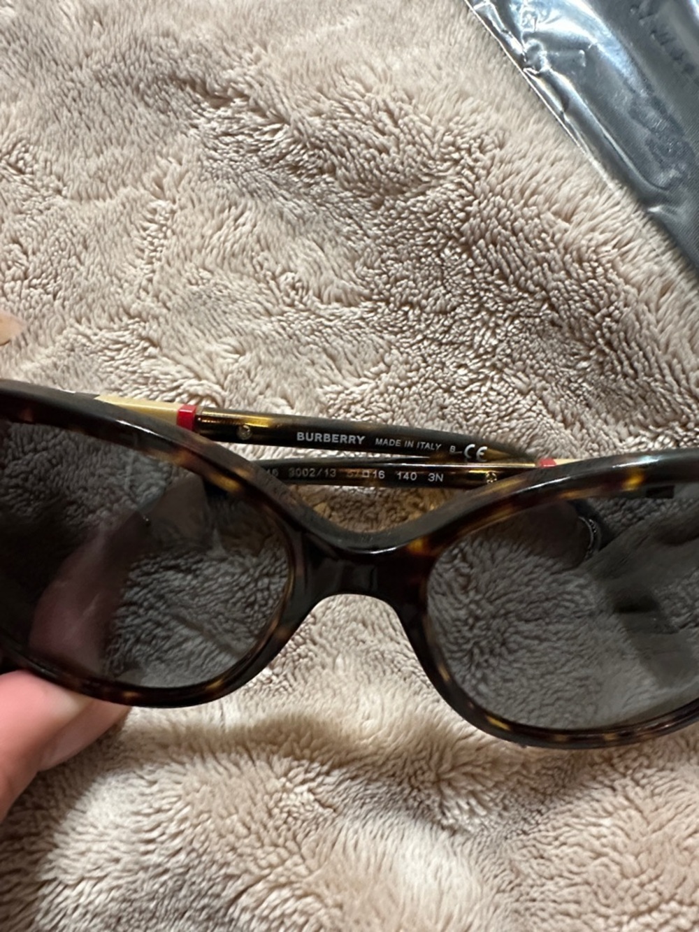 Burberry Tortoiseshell Cat-Eye Sunglasses with Black Case - Picture 7 of 15